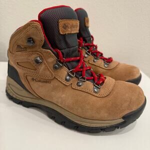 Columbia Women’s Size 6.5 Newton Ridge Plus Waterproof Hiking Boots Brown/Red